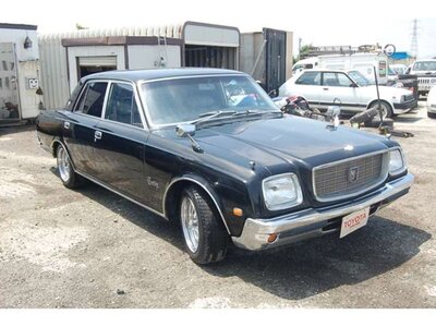 TOYOTA CENTURY - 3