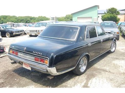 TOYOTA CENTURY - 6