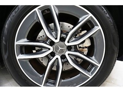 صورة مصغرة 80 لـ 2023 Mercedes-BENZ GLB AMG