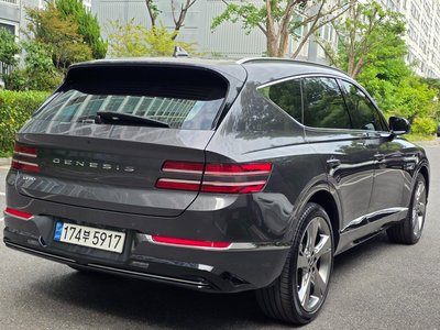 GENESIS GV80 - 3