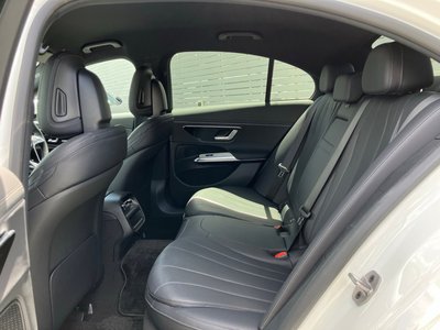 2025 Mercedes-BENZ E-CLASS — миниатюра 11