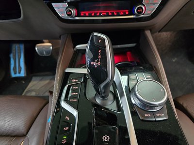 BMW 6 SERIES GT - 9