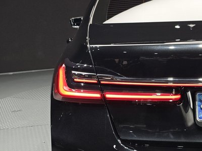 صورة 10 لـ 2021 BMW 7 SERIES