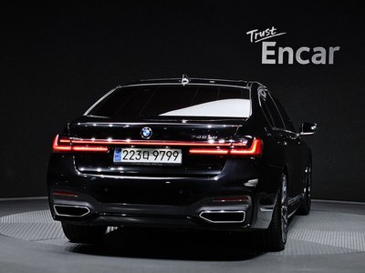 صورة 4 لـ 2021 BMW 7 SERIES