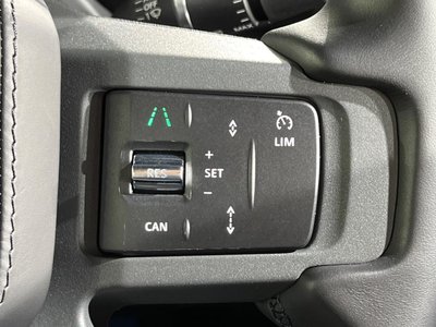2023 LAND Rover DEFENDER 缩略图 6