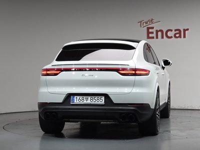 2020 Porsche CAYENNE — фото 4
