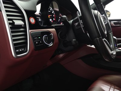 2020 Porsche CAYENNE 缩略图 28