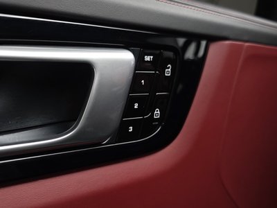 2020 Porsche CAYENNE 缩略图 35