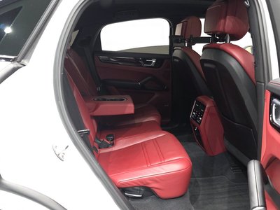 2020 Porsche CAYENNE 缩略图 18