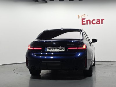 صورة 3 لـ 2022 BMW 3 SERIES
