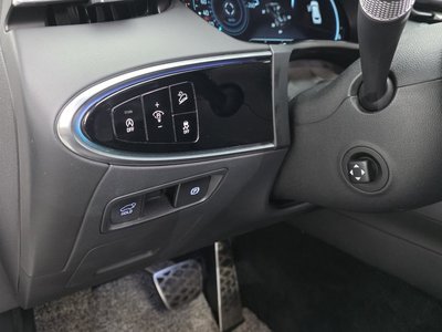 2022 Genesis GV70 — миниатюра 24