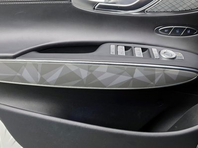 2022 Genesis GV70 — миниатюра 34