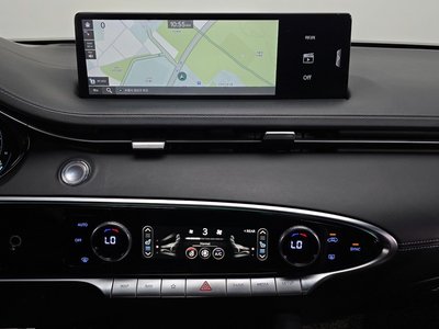 2022 Genesis GV70 — миниатюра 19