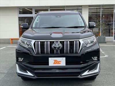 TOYOTA LAND CRUISER - 9