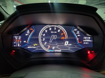 LAMBORGHINI HURACAN - 8