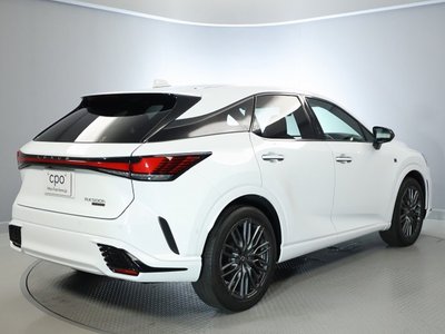 صورة 5 لـ 2023 Lexus RX