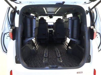 2023 Toyota ALPHARD 照片 35