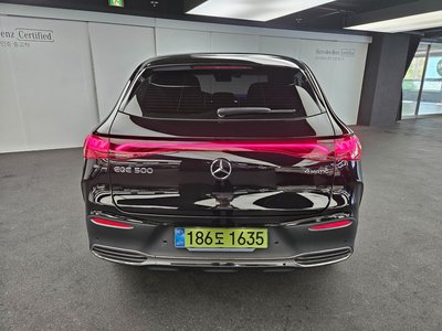 MERCEDES-BENZ EQE - 3