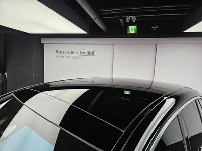 2025 Mercedes-BENZ EQE — миниатюра 17