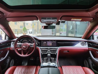 BENTLEY FLYING SPUR - 6