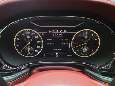 BENTLEY FLYING SPUR - 9