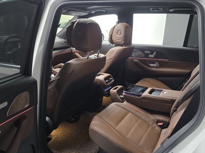 2025 Mercedes-BENZ GLS 缩略图 11