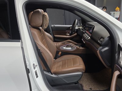 2025 Mercedes-BENZ GLS 缩略图 12