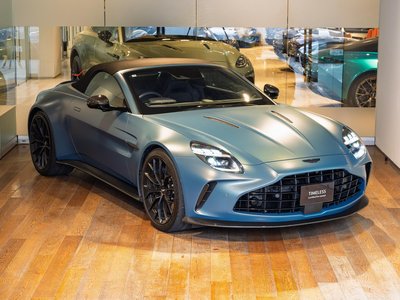 ASTON MARTIN V8 VANTAGE ROADSTER - 3