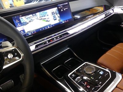 2025 BMW 7 SERIES 缩略图 13