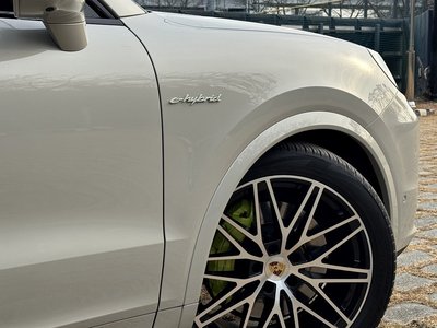 PORSCHE CAYENNE - 6