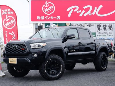 TOYOTA TACOMA - 2