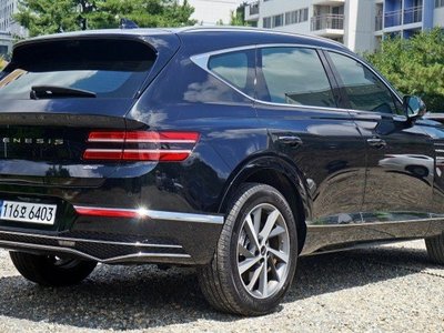صورة 3 لـ 2025 Genesis GV80