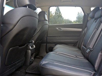 صورة 9 لـ 2025 Genesis GV80
