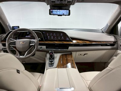 2024 Cadillac ESCALADE photo 3