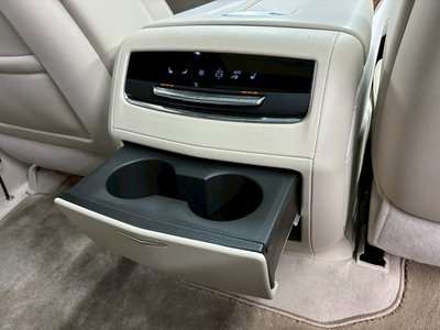 2024 Cadillac ESCALADE — миниатюра 61