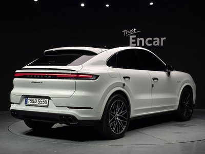 PORSCHE CAYENNE - 4