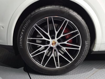 PORSCHE CAYENNE - 6