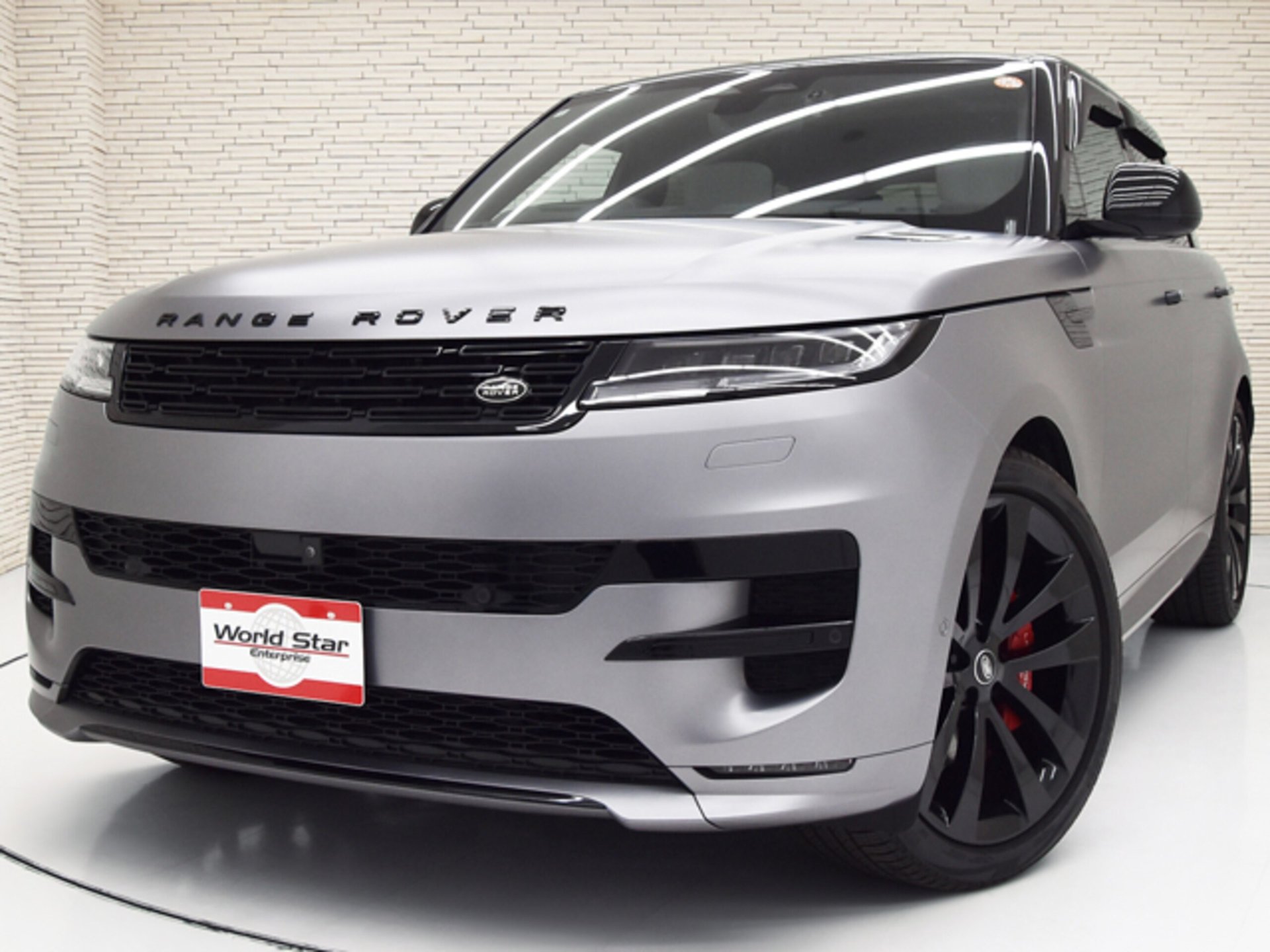 LAND ROVER RANGE ROVER SPORT - View 1