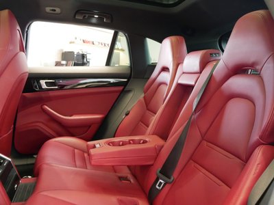 PORSCHE PANAMERA - 8