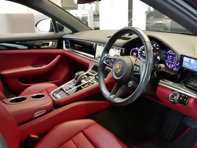 PORSCHE PANAMERA - 6