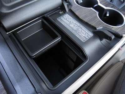 2023 Toyota LAND CRUISER 300 缩略图 31