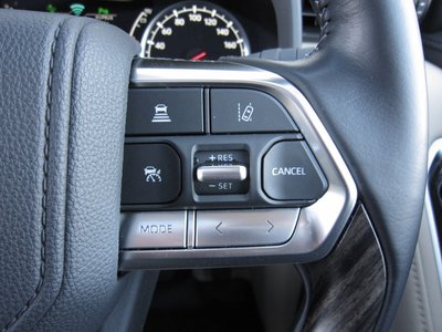 2023 Toyota LAND CRUISER 300 缩略图 32