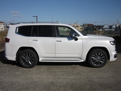 2023 Toyota LAND CRUISER 300 — фото 7