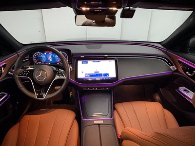 MERCEDES-BENZ E-CLASS - 8