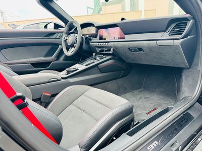 2025 Porsche 911 — миниатюра 16
