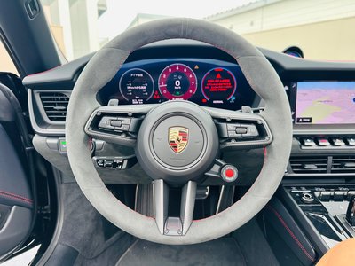 2025 Porsche 911 — миниатюра 21