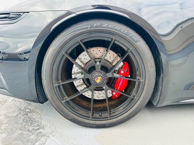 2025 Porsche 911 — миниатюра 36