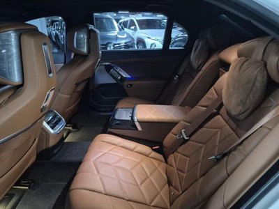 BMW 7 SERIES - 7