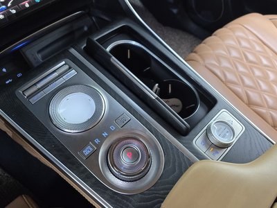 2021 Genesis GV80 — миниатюра 12