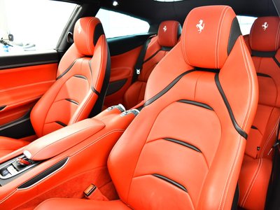 2019 Ferrari GTC4 LUSSO 照片 9